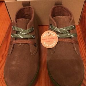 NWT  Hanna Andersson Nils Chukka Sneaker Boots